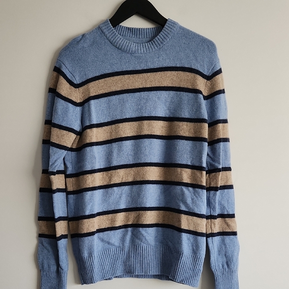Roots Other - Roots EUC Merino Wool Crewneck Sweater Size Medium